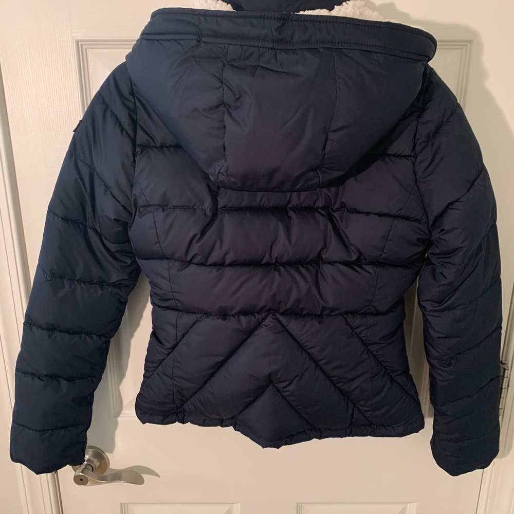 Woman’s HOLLISTER CALIFORNIA 1922 Navy Blue Hooded Winter Coat. *Like New*